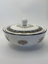 Wedgwood Runnymede Lidded Pot Bone China 1st Quality Vintage British 