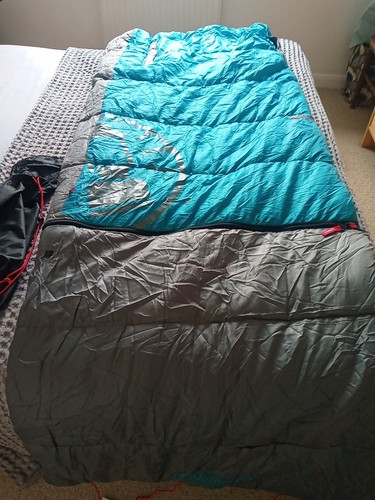 Coleman sleeping bag with zip - coleman,