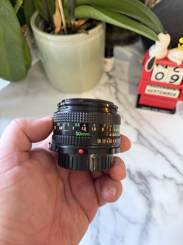 Canon new 50mm - new, fd