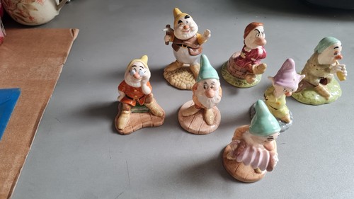 Royal doulton figurines - doulton,