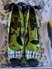 Iron Fist Womens Black Green