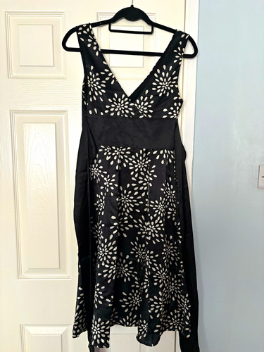 Ted baker black white - ted, floral