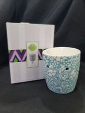 Chantilly Lace ~ Textured