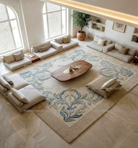 Hand tufted large - hand,