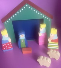 Children’s Colourful Wooden Nativity Set With Stable – Missing Baby Jesus :(