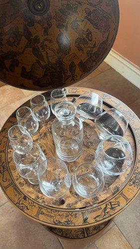 Full vintage wine - full, global