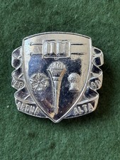 Unknown Possibly OTC Cap Or Collar Badge.