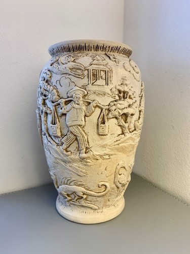 Vintage chinese relief - relief, vase
