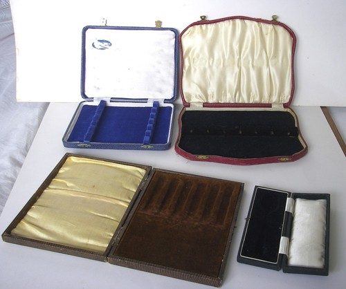 Empty vintage box boxes - empty,
