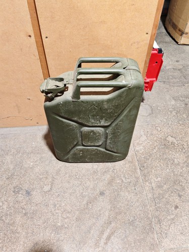 Army jerry can 1995 military - jerry,