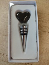 Black Glass Heart Design Wine