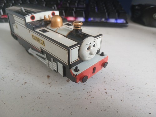 Tomy thomas and friends - tomy,