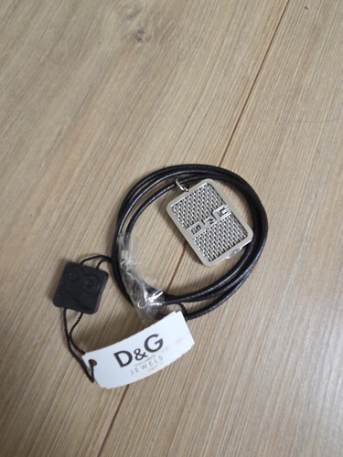 Vintage jewels logo dog - d&g,