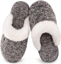 Women's Faux Alpaca Slippers