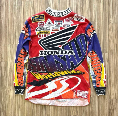 Vintage 90s 1994 - , sinisalo