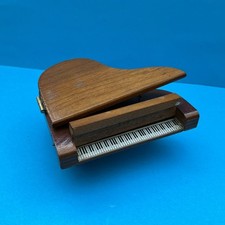 Vintage Dolls House Barton