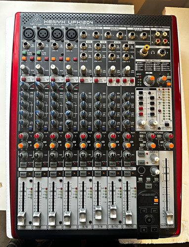 Behringer xenyx ufx1204 - behringer,