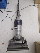 Dyson Dc 14 I Vacuum Cleaner