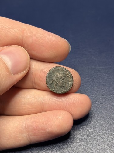 Delmatius caesar ae4 circa - caesar,