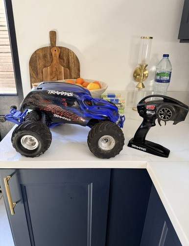 Traxxas skully remote control - remote,