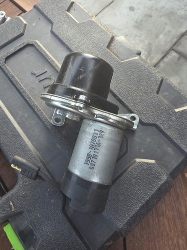Briggs and stratton - briggs,