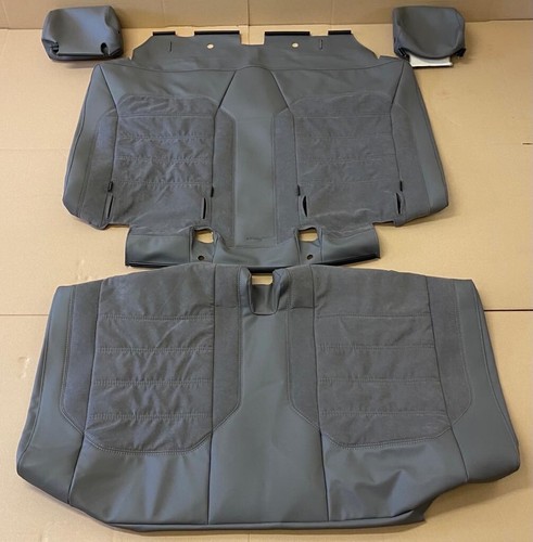 California rear seat - t5,