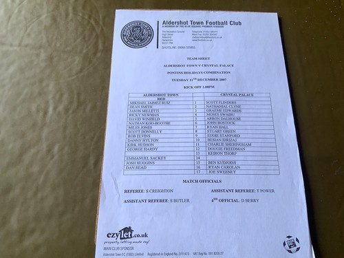 Aldershot town crystal - town, v