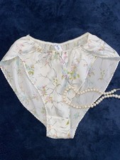 France Retro Vintage Lingerie