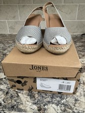 Jones the Bootmaker Rosanna Slingback Wedges - Silver Size 8 / EU 41