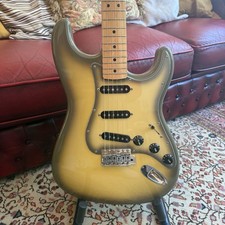Fender Stratocaster Electric