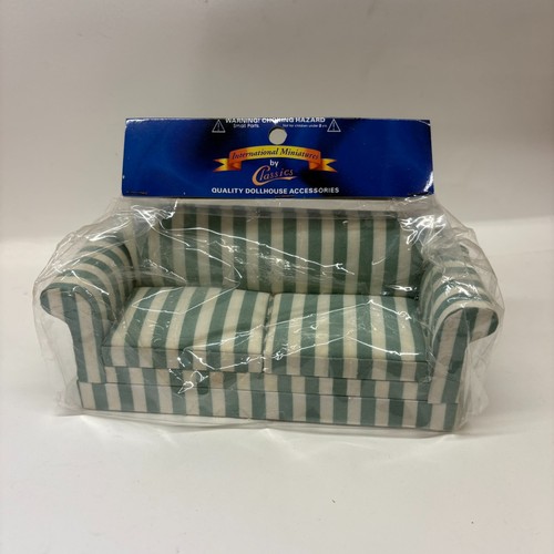 12th scale dolls house - 1:12th,