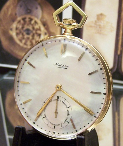 Antique solid 18k gold - '35,