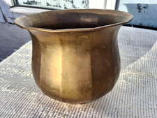 VINTAGE RIBBED BRASS PLANTER