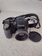 Fujifilm FinePix S1800 Camera
