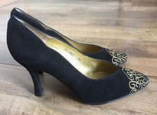UK6.5 Vintage 1990’s
