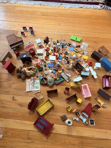 Huge doll house - doll,