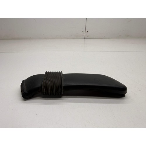 Renault megane air intake pipe - air,