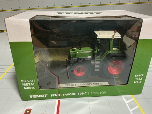 Weise toys agco - 1/32,