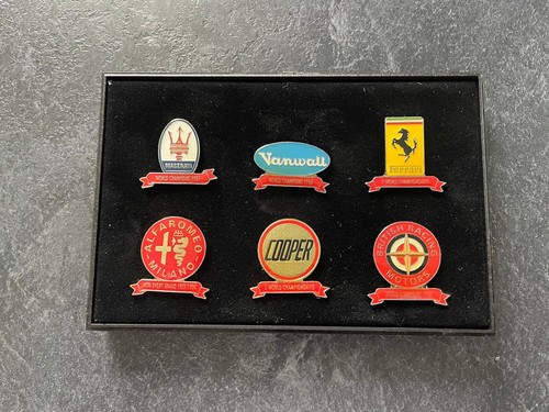 Auto memorabilia enamel pin - auto,