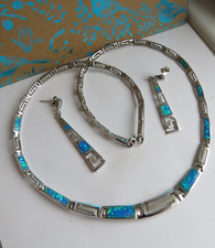 Pretty Vintage  Sterling Silver Opal Type NECKLACE and EARRINGS