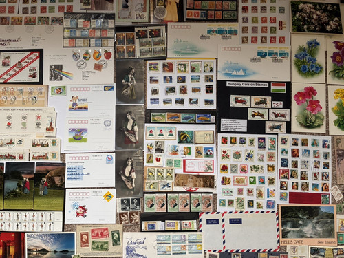Kiloware world stamps - of,