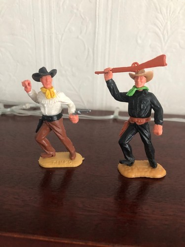 Timpo cowboys with - weapons, 2