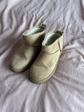 Women's Girls Snugg Fur Lined Ankle Boots Size 4 Beige