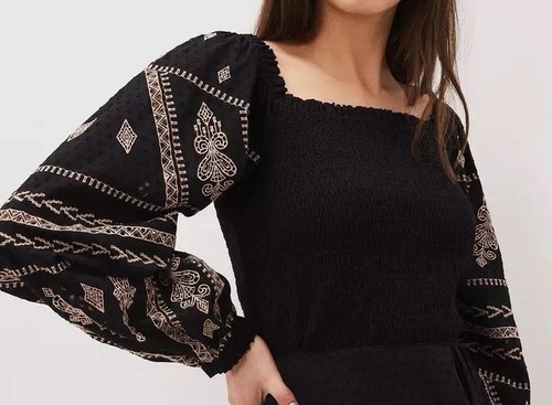 Embroidered shirred 100 - embroidered, 100%