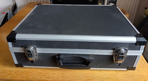 Large aluminium flight case - large,