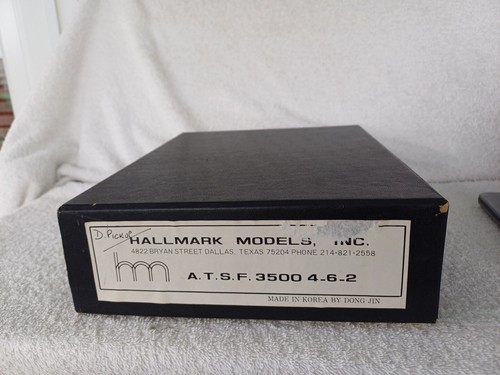 Hallmark models dong jin ho - hallmark,