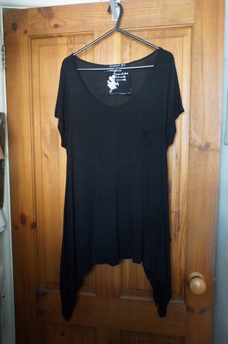Soft black short sleeve pocket
