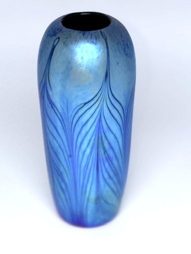Blue aurene vase with red - blue,