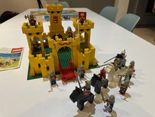 Lego vintage castle, very rare set 375. Boxed with original instructions