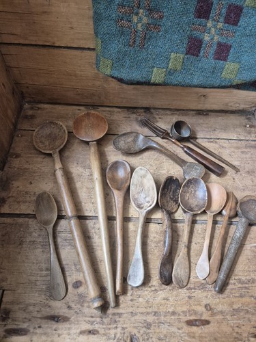 Collection welsh spoons - spoons, etc